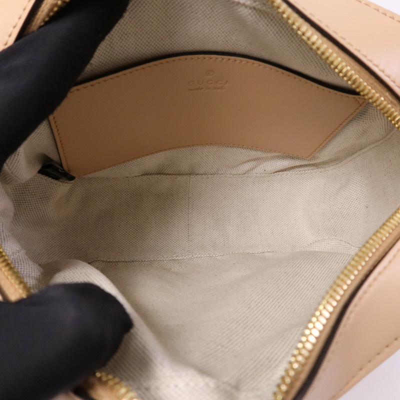 GUCCI 牛皮皮革GG Matelasse Small Shoulder金扣肩背袋-4