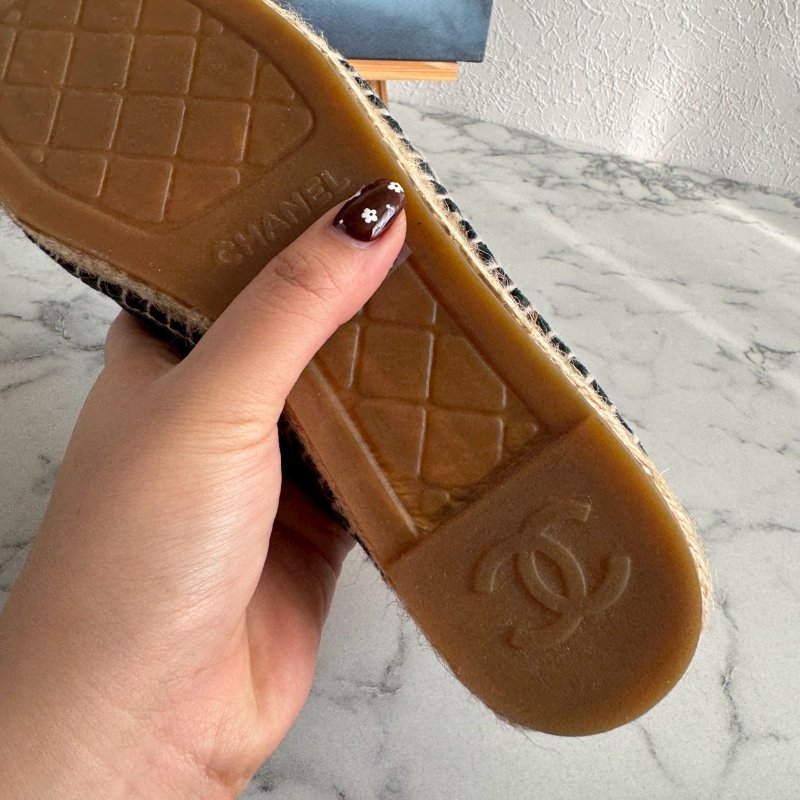 🌟狀況漂亮 Chanel 深藍色絨毛草編鞋-13