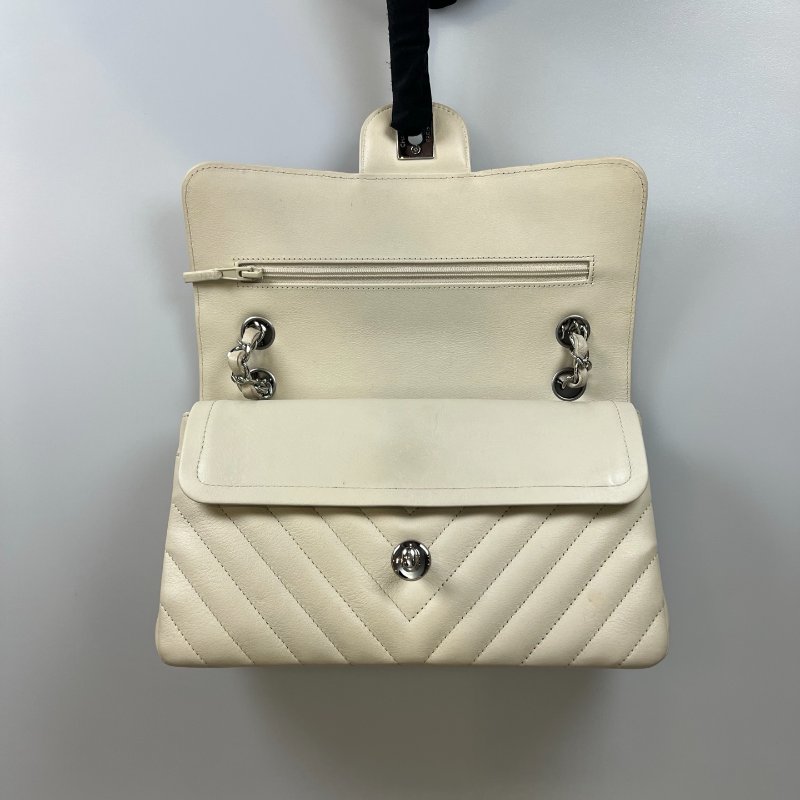 CHANEL CF23 淺灰色牛皮山形紋 A01113/晶片款-5