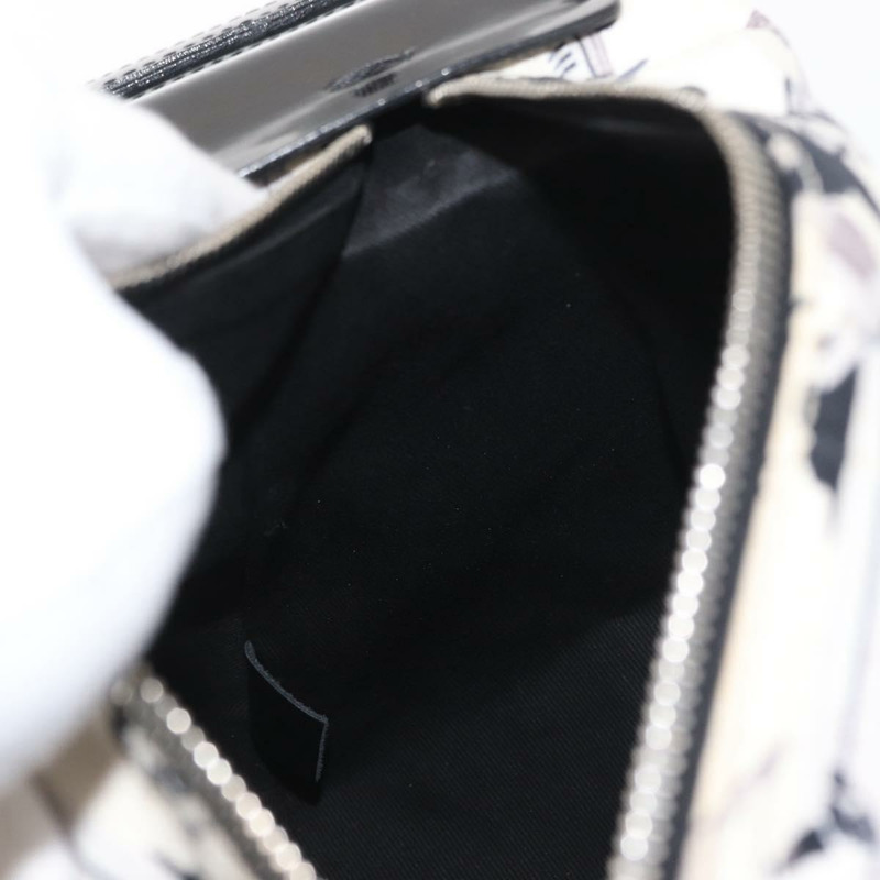 【日本直送】香奈兒航空手袋帆佈白色銀色雙C標誌正品 169837-18