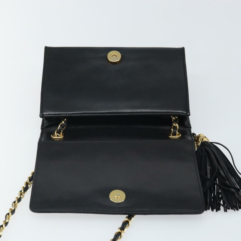 【日本直送】香奈兒 (CHANEL) 絎縫鏈條肩背包，羊皮材質，黑色，金色雙C標誌，正品編號 171174SAV-8