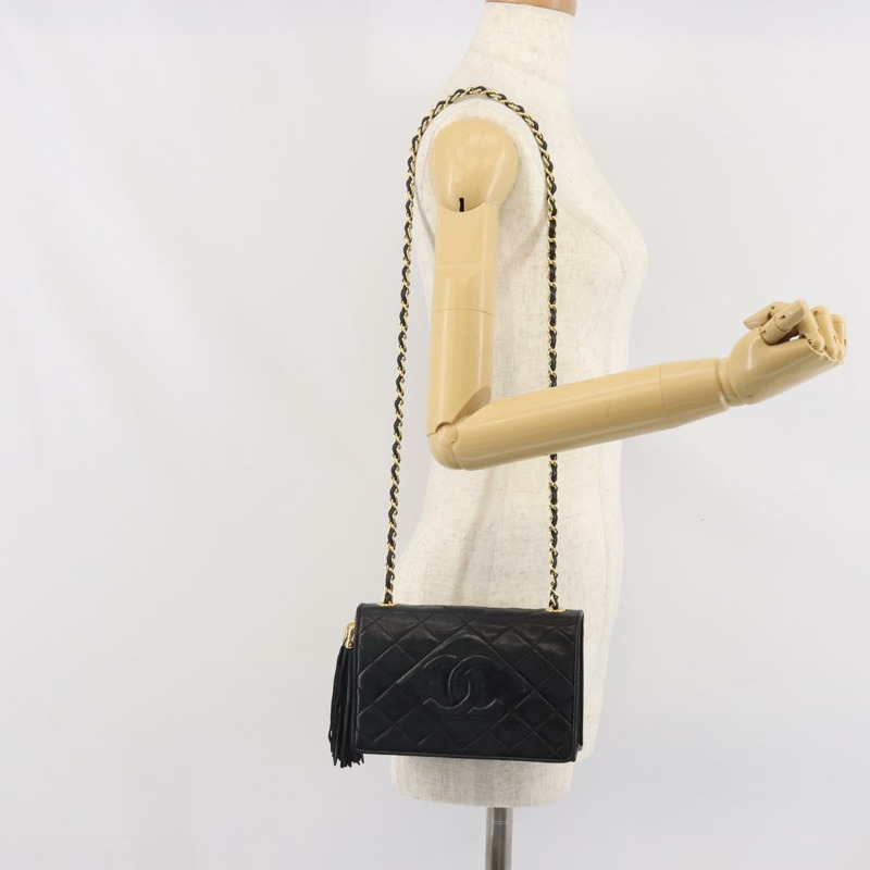 【日本直送】香奈兒 (CHANEL) 絎縫鏈條肩背包，羊皮材質，黑色，金色雙C標誌，正品編號 171174SAV-23