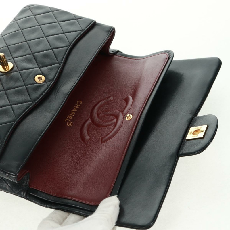 【日本直送】香奈兒 Matelasse 25 雙蓋鏈條包，羊皮材質，黑色，金色雙C標誌，正品 BA10555SM-24