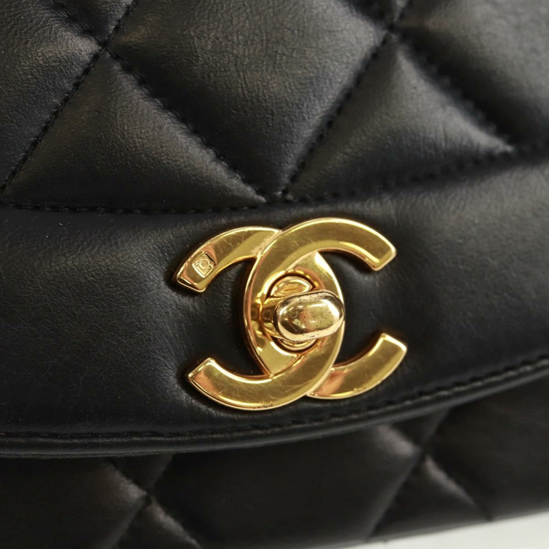 【日本直送】香奈兒 (CHANEL) 絎縫鏈條 Diana 23 手袋,羊皮材質,黑色,金色雙C標誌,正品編號 BA10554SAM-18