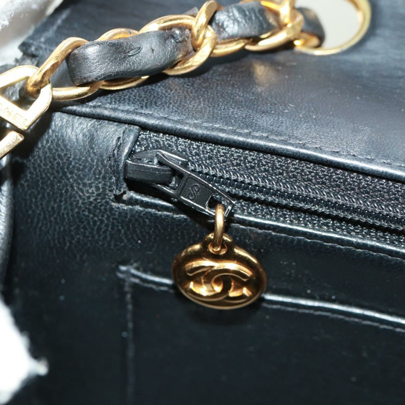 【日本直送】香奈兒 (CHANEL) 絎縫鏈條 Diana 23 手袋,羊皮材質,黑色,金色雙C標誌,正品編號 BA10554SAM-23