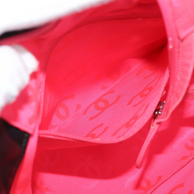 【日本直送】香奈兒 Cambon 系列絎縫手提包,黑色銀色雙C標誌皮革,正品編號 168067SAM-23