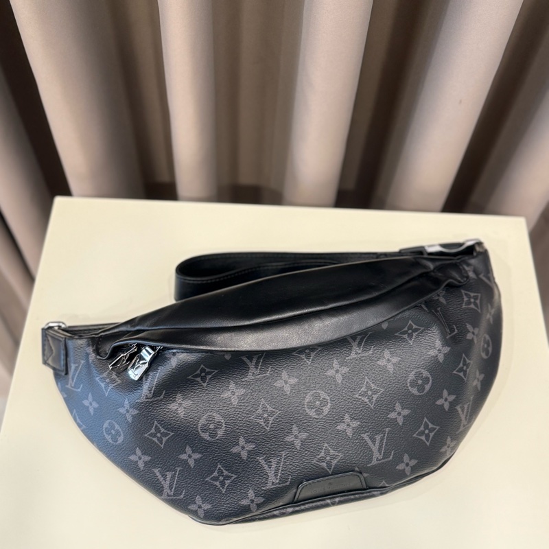 (極新甜價)Louis vuitton路易威登pm經典黑花紋腰包-0