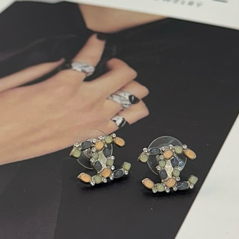 CHANEL 點綴銀雙C耳環 17/S