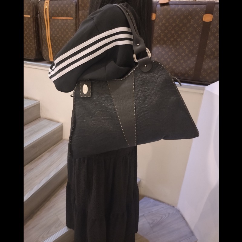 Fendi 黑皮邊布身梯形大托特包-2