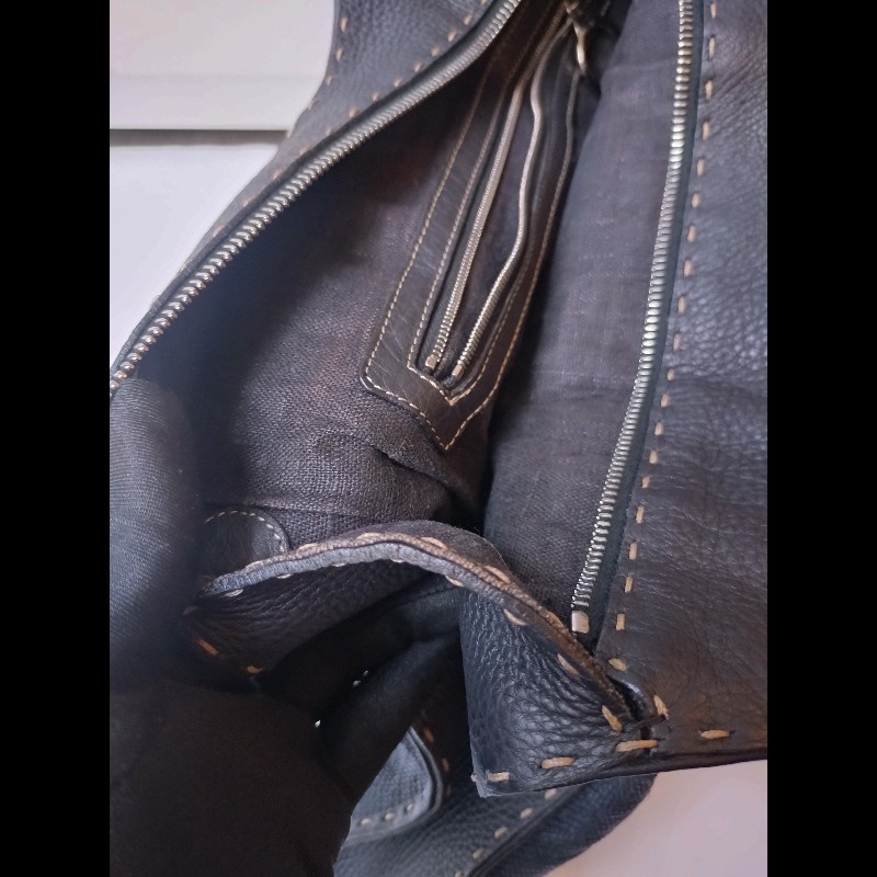 Fendi 黑皮邊布身梯形大托特包-21