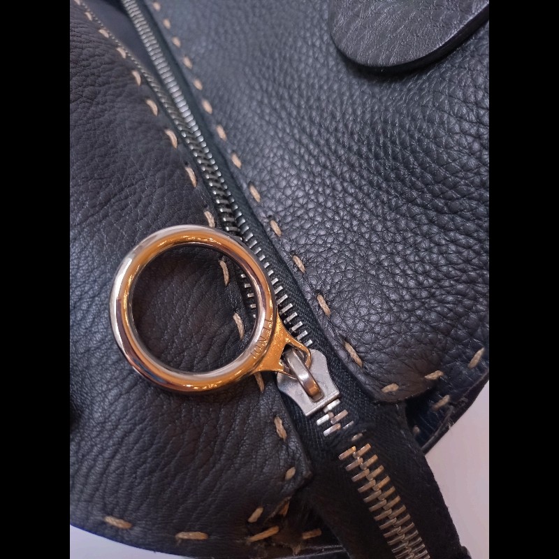 Fendi 黑皮邊布身梯形大托特包-26