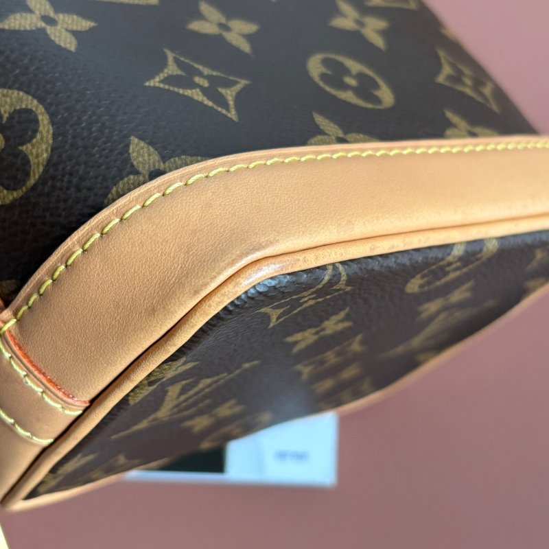 ::LOUIS VUITTON:: LV M81266 Nano Noé 花紋水桶包 手提斜背包-4