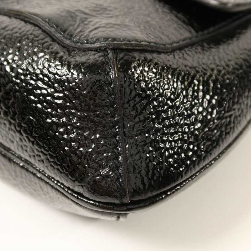 YVES SAINT LAURENT 漆皮皮革Emma Bag金扣鏈帶肩背袋-11