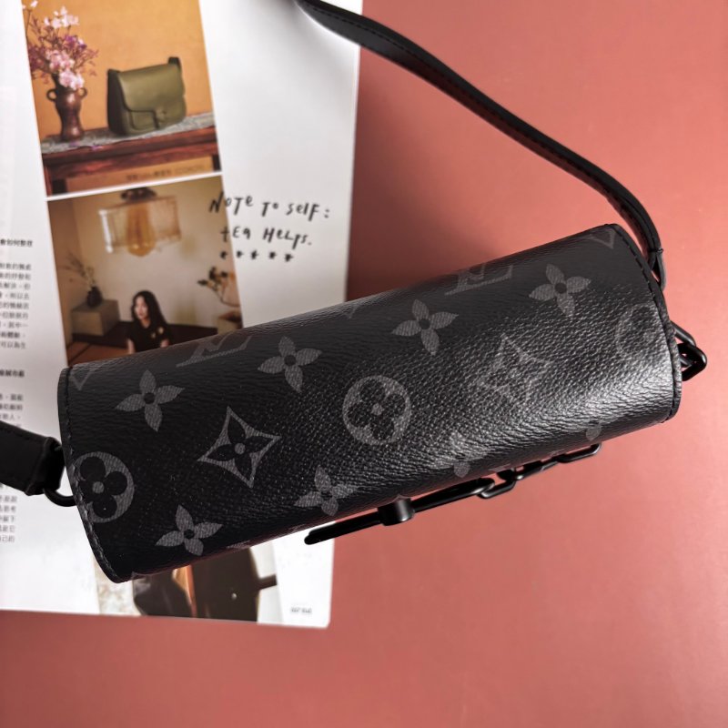 ::LOUIS VUITTON:: LV M81783 Steamer黑花紋黑鍊條吸釦方型隨身錢包 斜背包-1