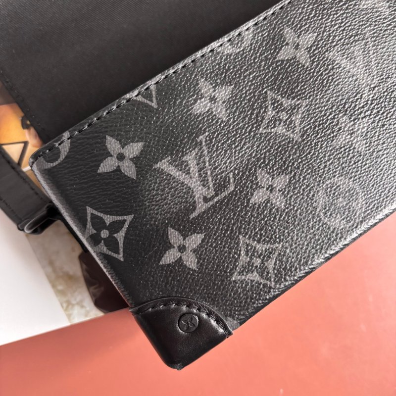 ::LOUIS VUITTON:: LV M81783 Steamer黑花紋黑鍊條吸釦方型隨身錢包 斜背包-18