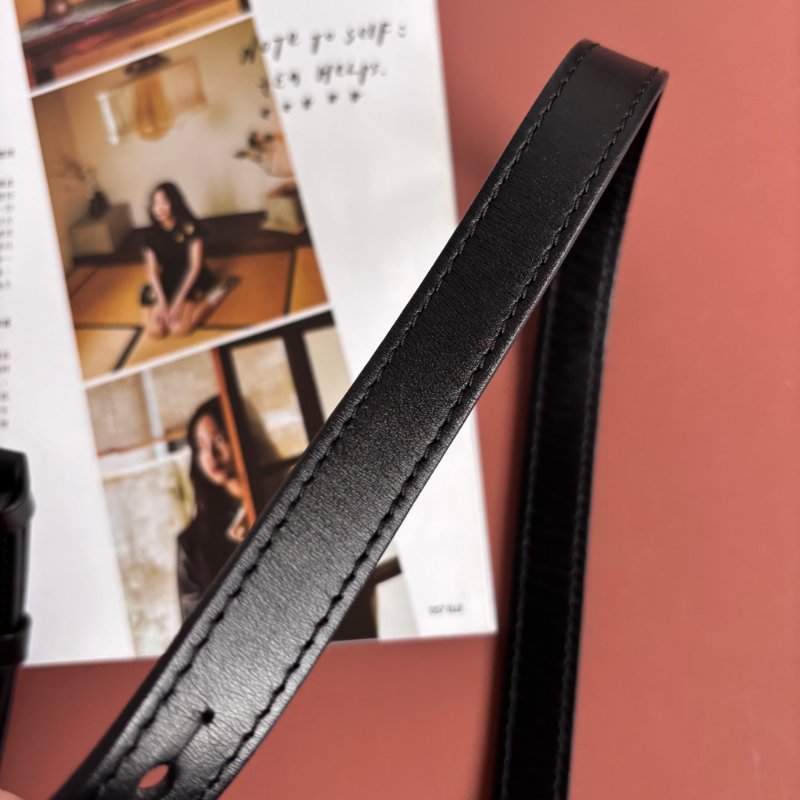 ::LOUIS VUITTON:: LV M81783 Steamer黑花紋黑鍊條吸釦方型隨身錢包 斜背包-31