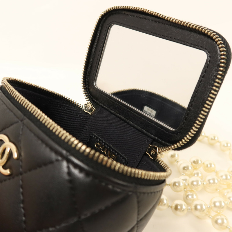 CHANEL 羊皮皮革Mini Pearl Vanity Case金扣鏈帶肩背袋-7