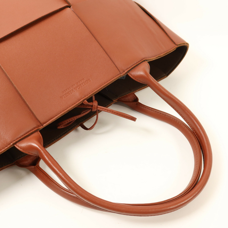 BOTTEGA VENETA 牛皮皮革Arco Tote手挽袋-6