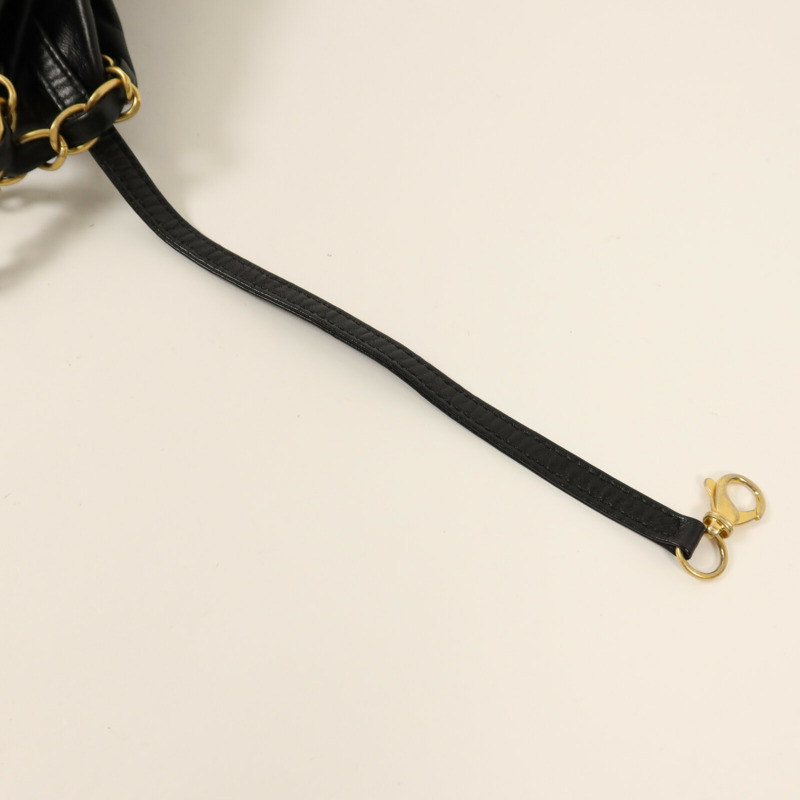 CHANEL 牛皮皮革Chanel 22 Small金扣鏈帶肩背袋-18