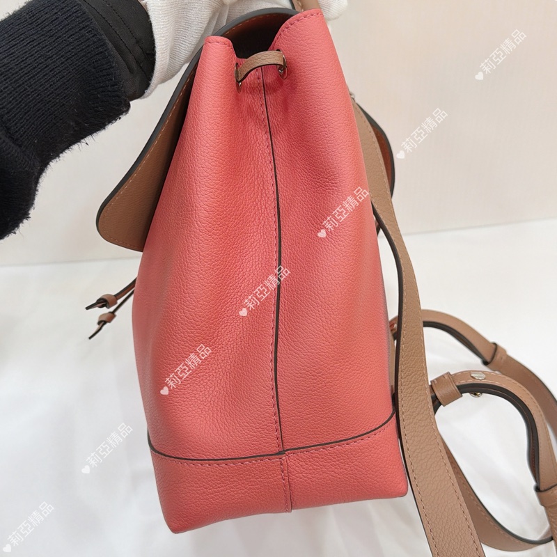 莉亞精品♡ Lv Lockme 拼粉後背包 二手美包-4