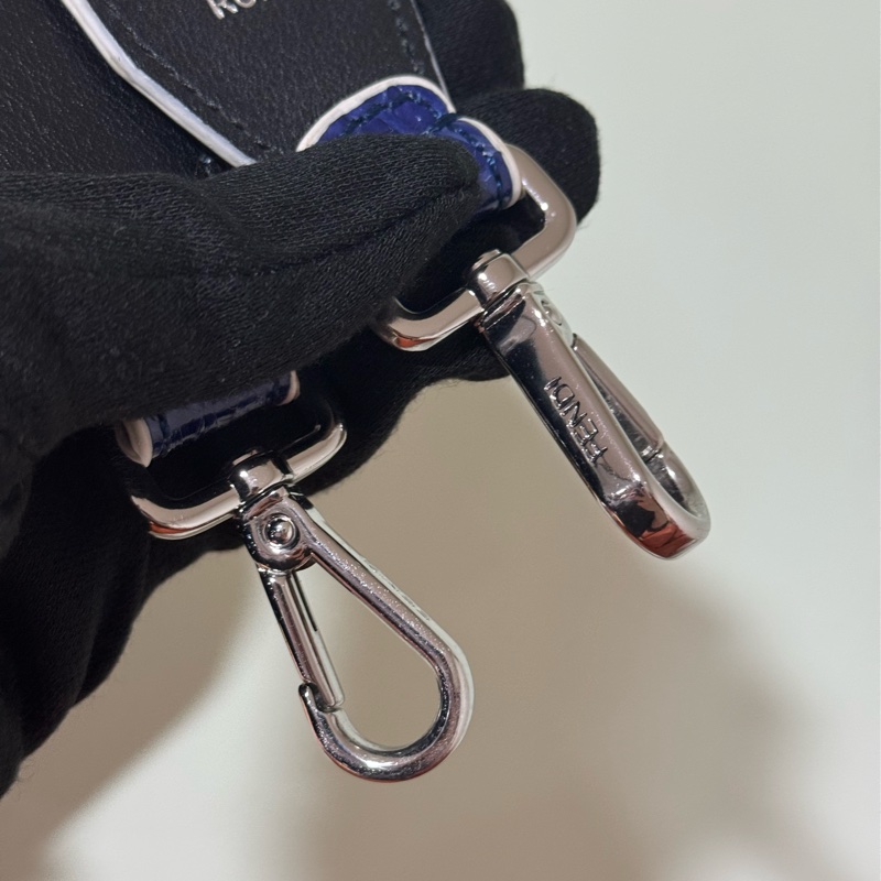 FENDI老佛爺聯名蛇皮絕版收藏背帶-4