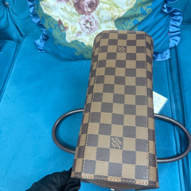 Louis Vuitton #LV 咖啡方格子金釦三層ㄇ拉手提方形豆腐包Triana N51155-10