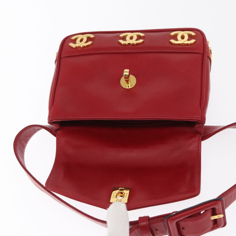 【日本直送】香奈兒 Triple Coco 腰包，羊皮材質，紅色，金色雙C標誌，正品編號 168355SAV-21