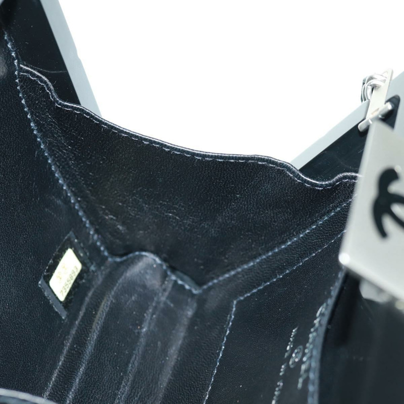 【日本直送】香奈兒巧克力棒手拿包,塑膠材質,黑色銀色雙C標誌,正品編號BA9645SAM-20