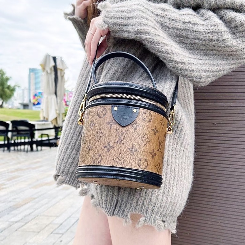 平台最低售✨LV Cannes M43986發財桶-0