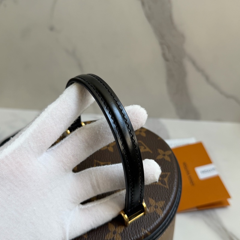 平台最低售✨LV Cannes M43986發財桶-8