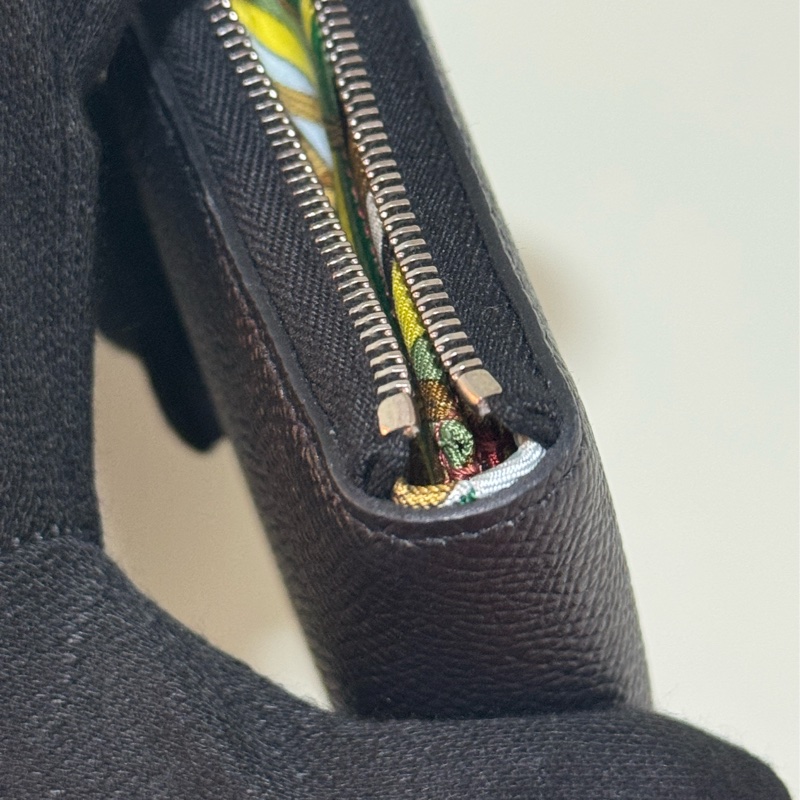 HERMES 黑色絲巾短夾SILK IN-5