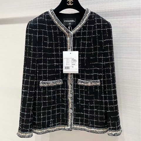 ⭐️ Chanel Jacket 外套
