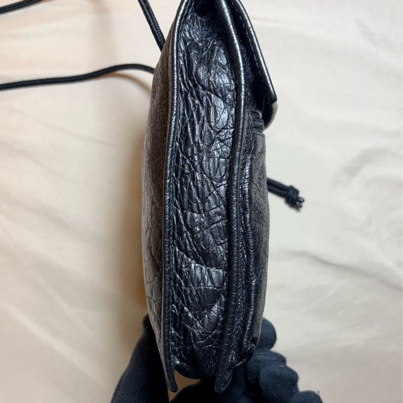 ‼️全台最甜 近新閒置 Balenciaga 巴黎世家 黑皮革 肩背斜背包/手機包-7