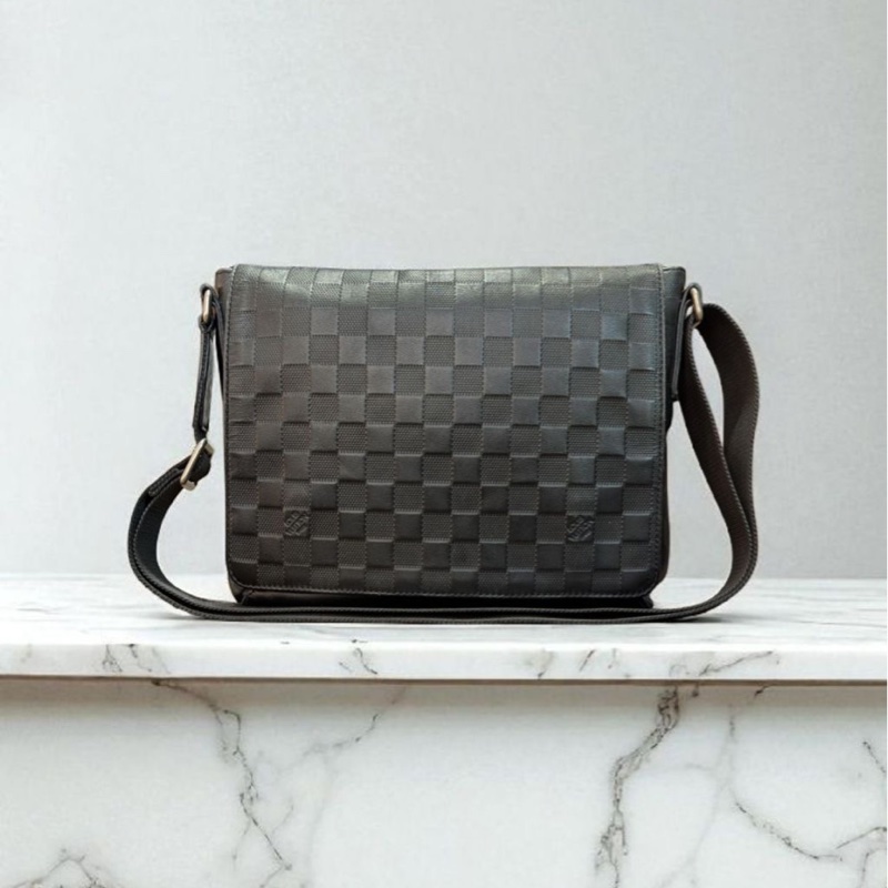 莉亞精品♡ LV N41286 棋盤壓紋掀蓋包 二手-0