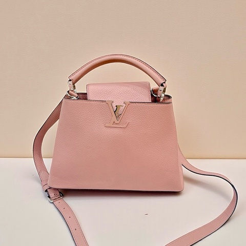 莉亞精品♡ LV M42258 Capucines 二手