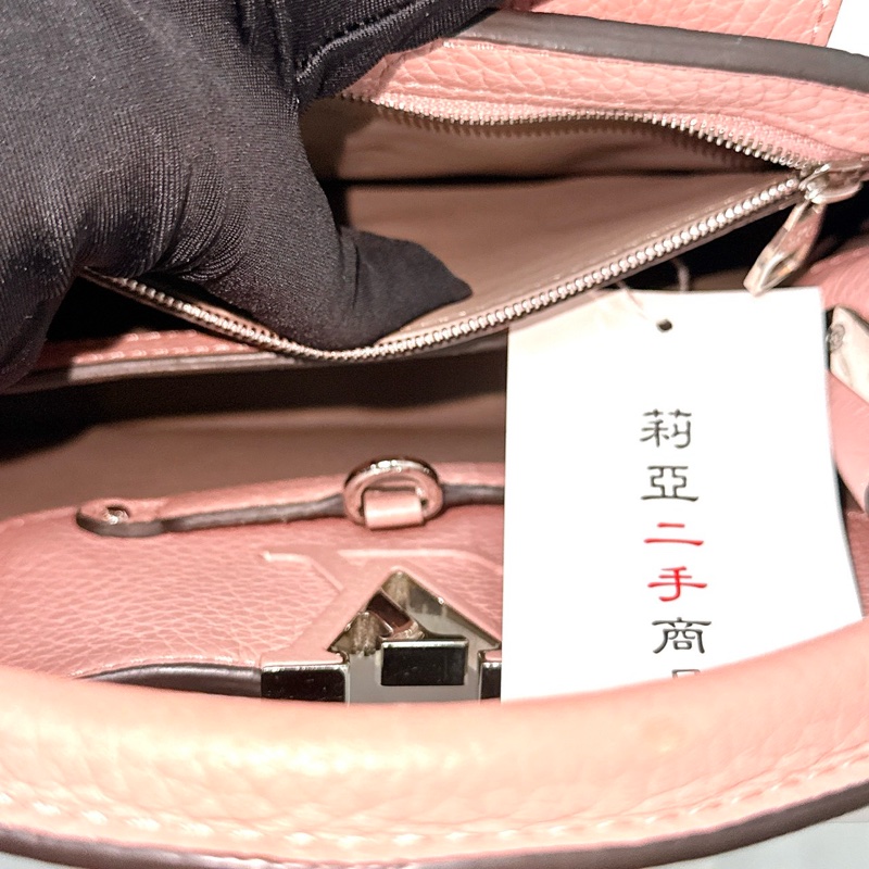 莉亞精品♡ LV M42258 Capucines 二手-16