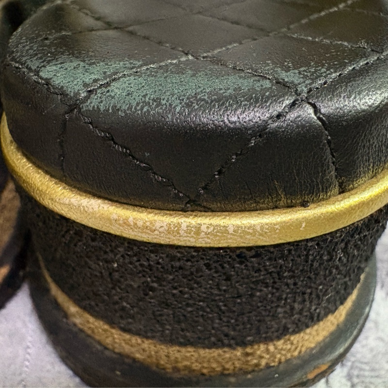 誠可議價 香奈兒黑金運動涼鞋-31