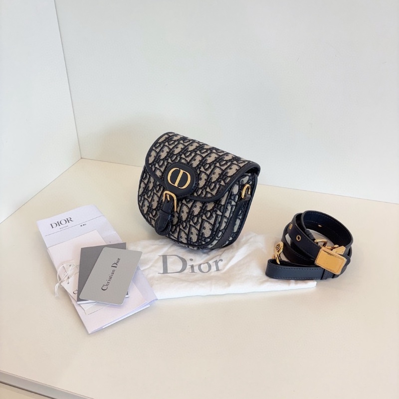 Dior 老花Bobby小豬馬鞍包 17*13*5  98新配件塵袋肩帶-4
