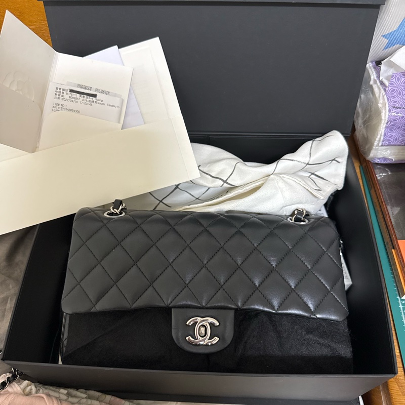 Chanel cf25 黑銀羊 包況好 2022年台灣專櫃購入-14