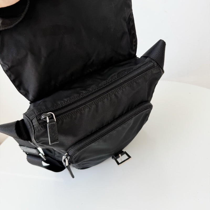 prada單扣中古小郵差包vinage22×24cm 98新配件塵袋-2