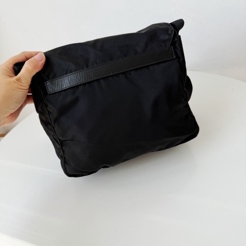 prada單扣中古小郵差包vinage22×24cm 98新配件塵袋-9