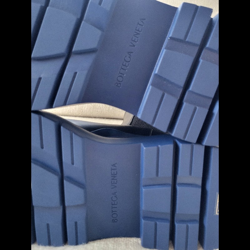 【未使用】Bottega Veneta BV 皮革女靴 37碼 黑藍色-6