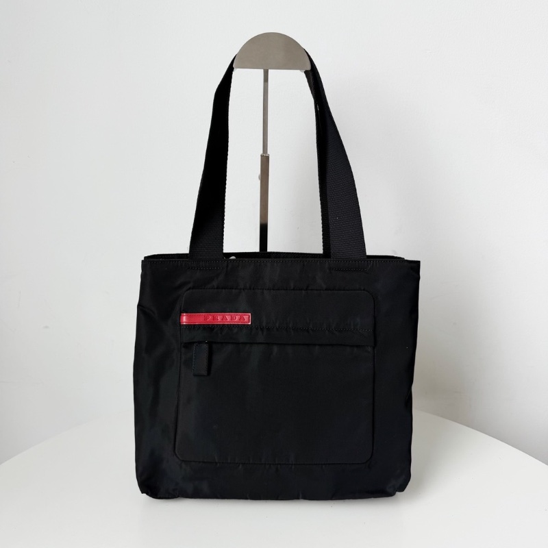 Prada黑色降落傘運動款tote包27x25 98新-0