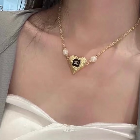 Chanel 23K金色愛心琺瑯熔岩珍珠項鍊-0