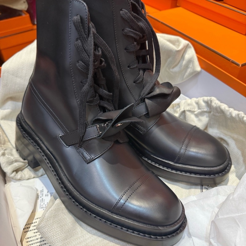 閒置新 未使用 hermes愛馬仕黑銀kelly扣funk黑色短靴,37碼 配件:盒:塵袋-2