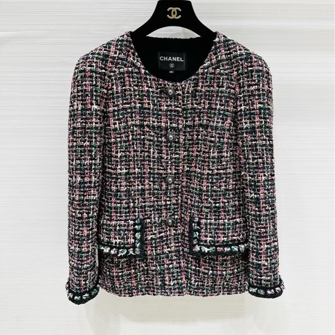 ⭐️ Chanel Jacket 外套