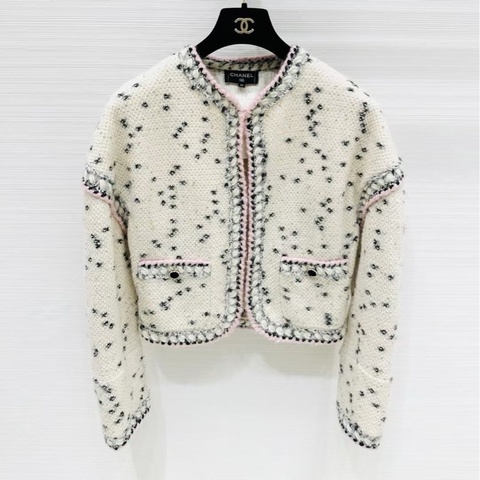 ⭐️ Chanel Jacket 外套