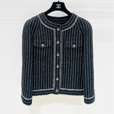 ⭐️ Chanel Jacket 外套