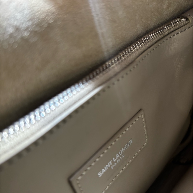 YSL Saint Laurent LE 5 À 7 Hobo 小號 海鹽色 全新-3