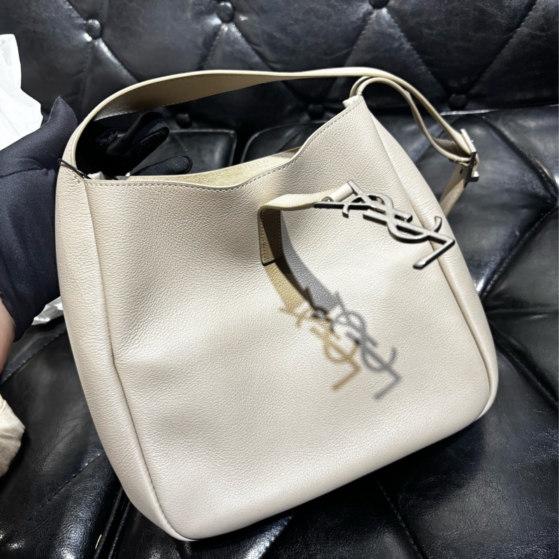 YSL Saint Laurent LE 5 À 7 Hobo 小號 海鹽色 全新-10